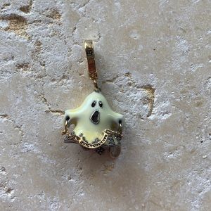Ghost Juicy Charm